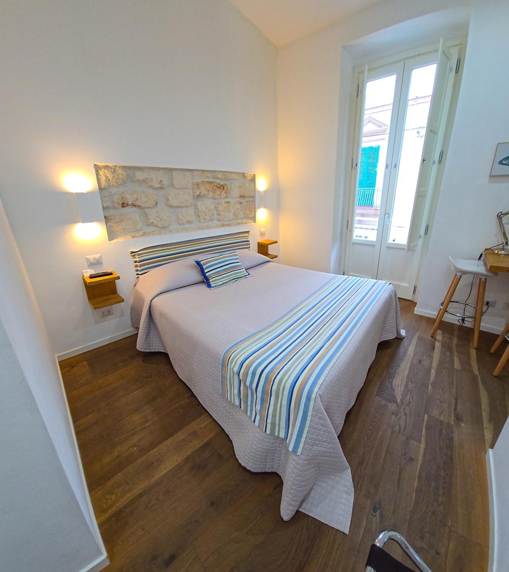 Bed & Breakfast 106 Maison De Charme 4*
