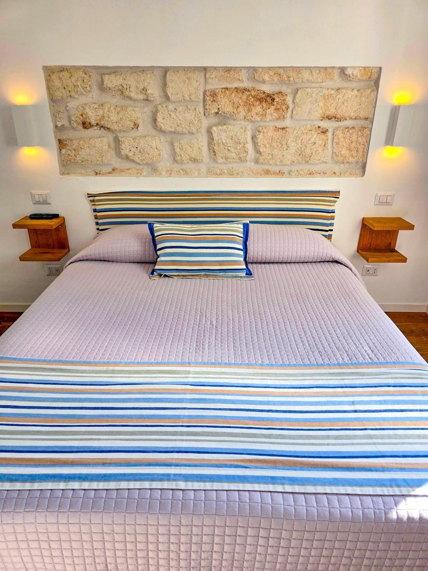 Bed & Breakfast 106 Maison De Charme Mola di Bari