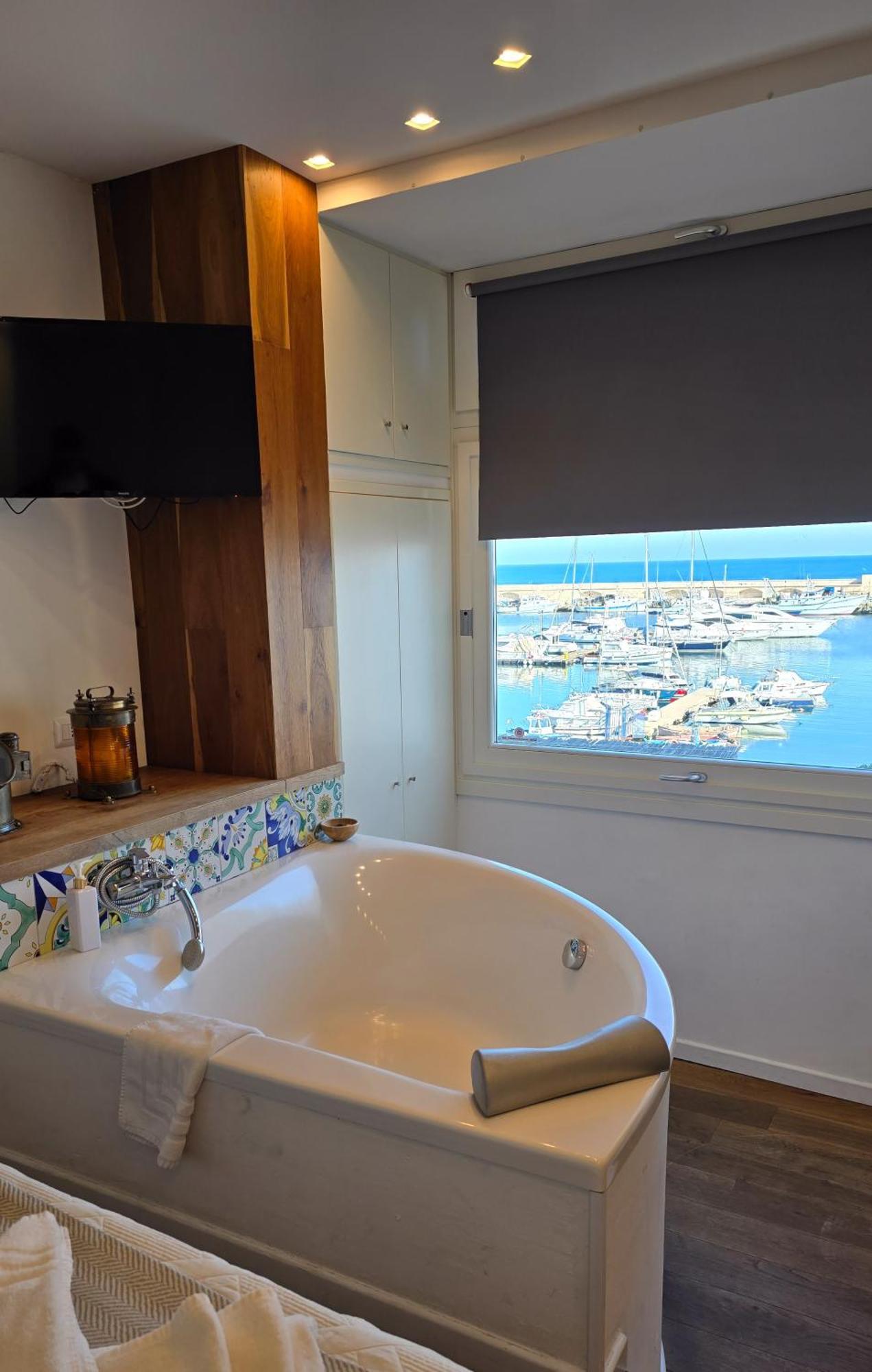 106 Maison De Charme Bed & Breakfast Mola di Bari