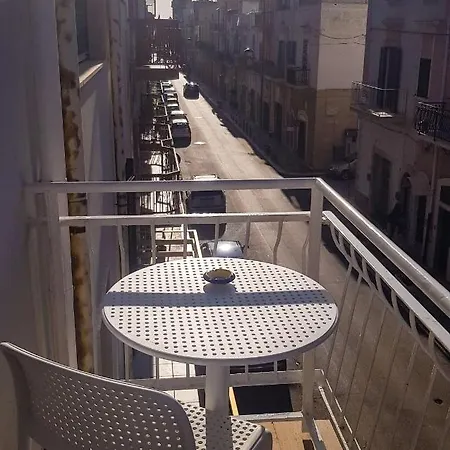 B&B 106 Maison De Charme Mola di Bari Exterior photo