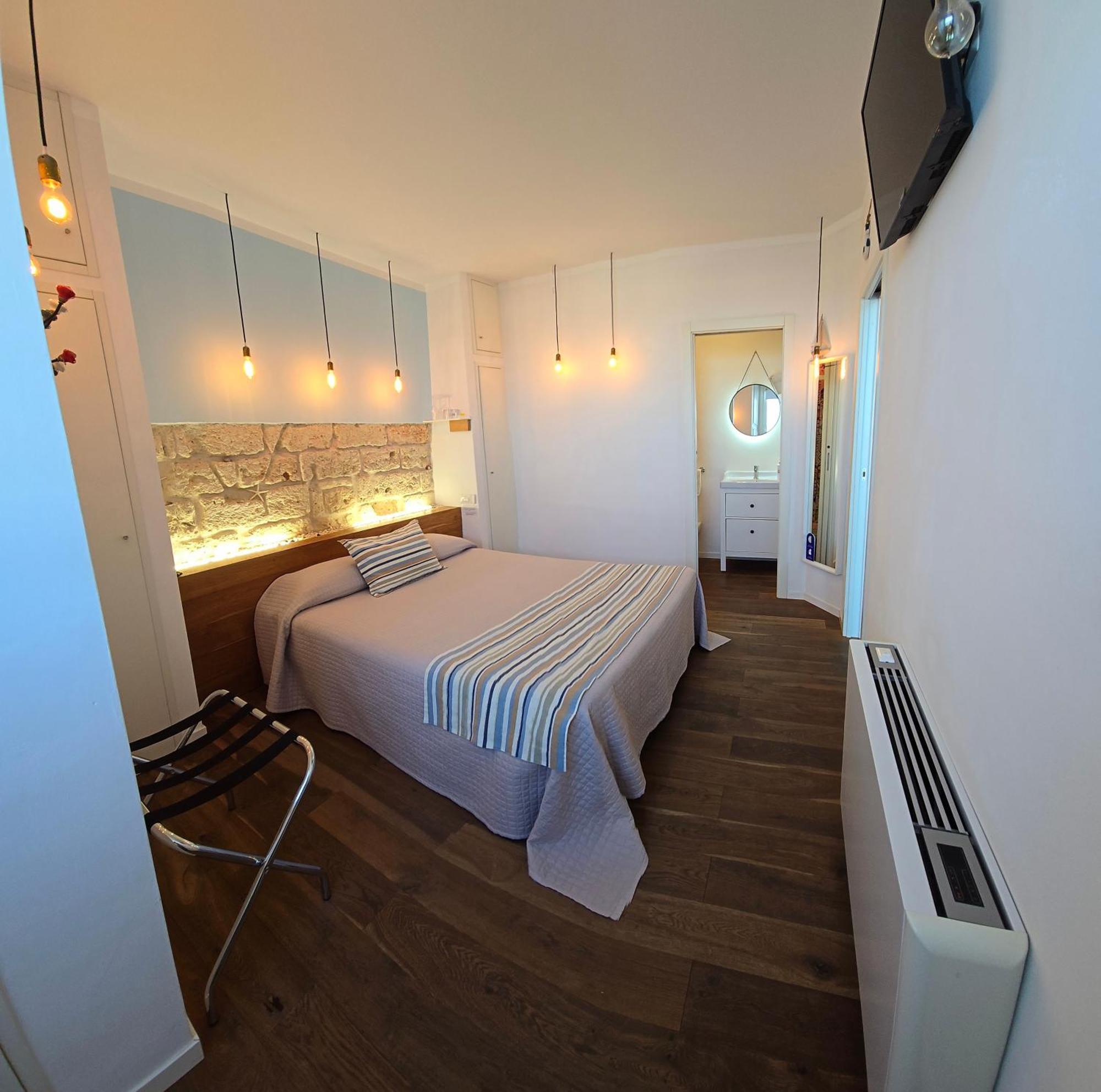 106 Maison De Charme Frühstückspension 4*